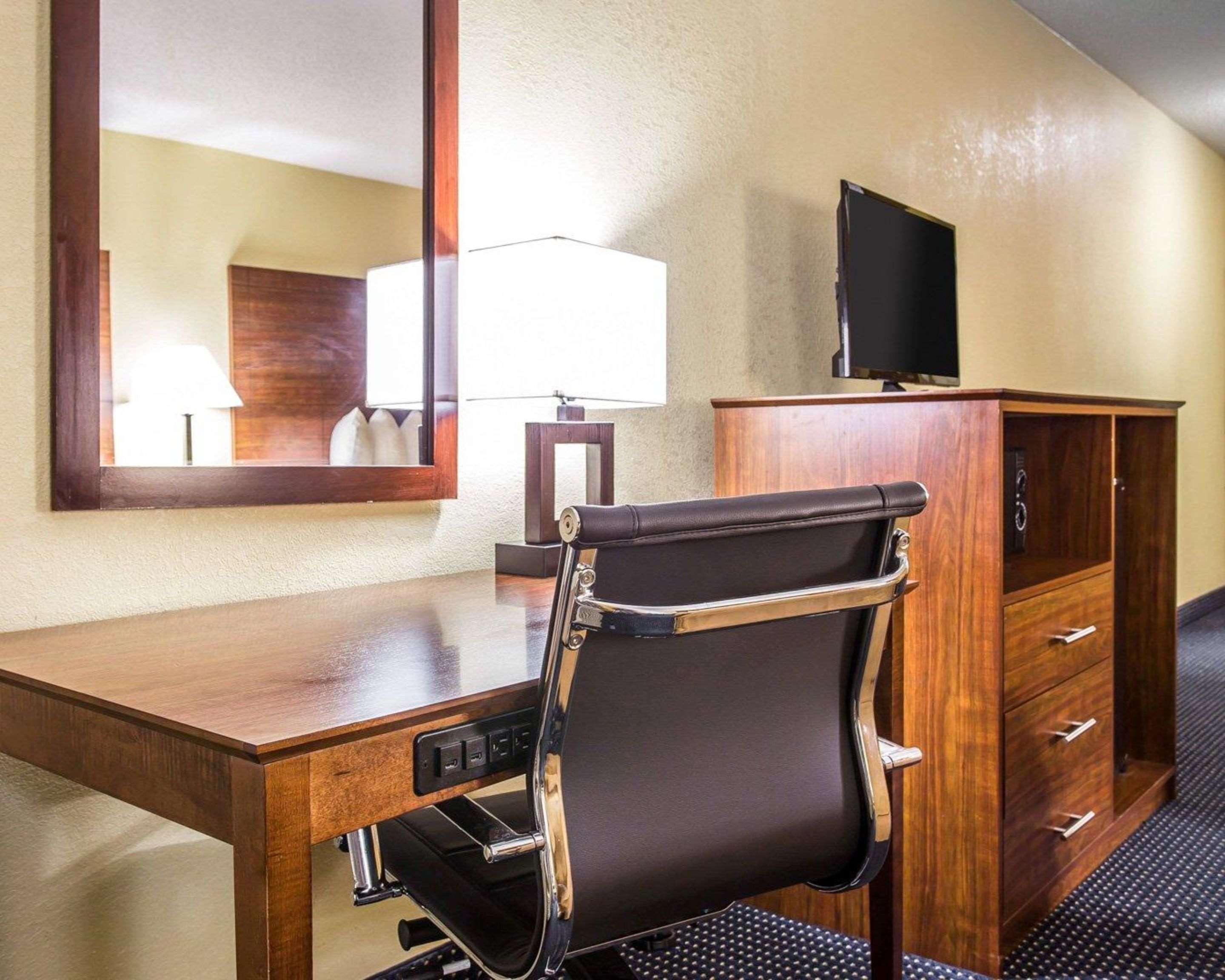 Quality Inn Mullins Marion Bagian luar foto