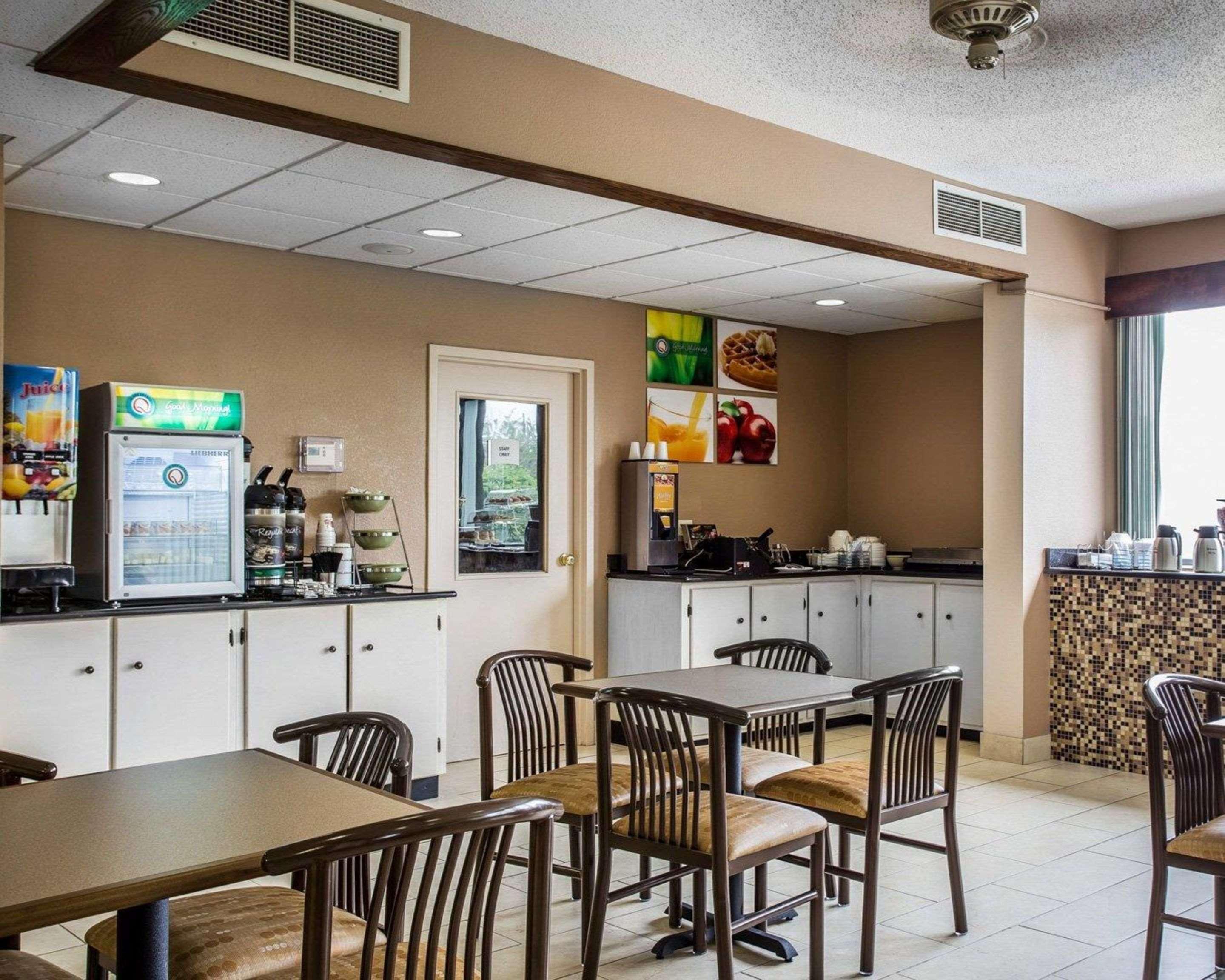Quality Inn Mullins Marion Bagian luar foto