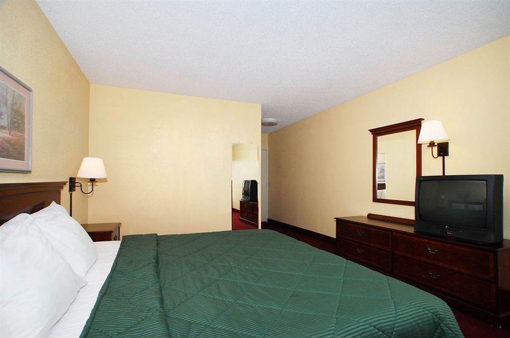 Quality Inn Mullins Marion Ruang foto